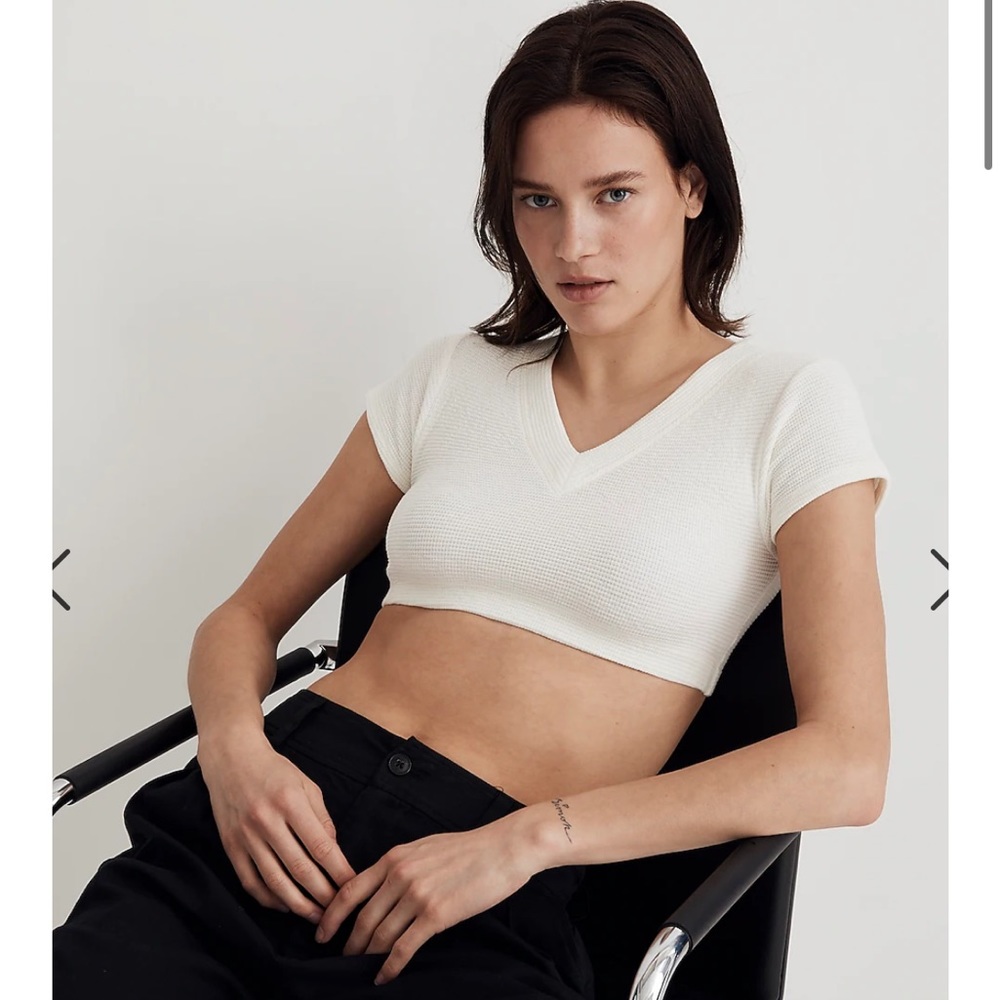 Madewell V-Neck Cropped Tee NEVER WORN